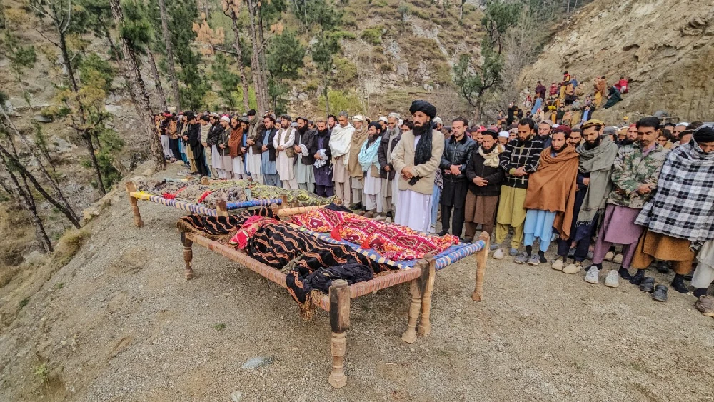 Afghan shelling martyrs civilians in Bajaur; Pakistan forces target terrorists